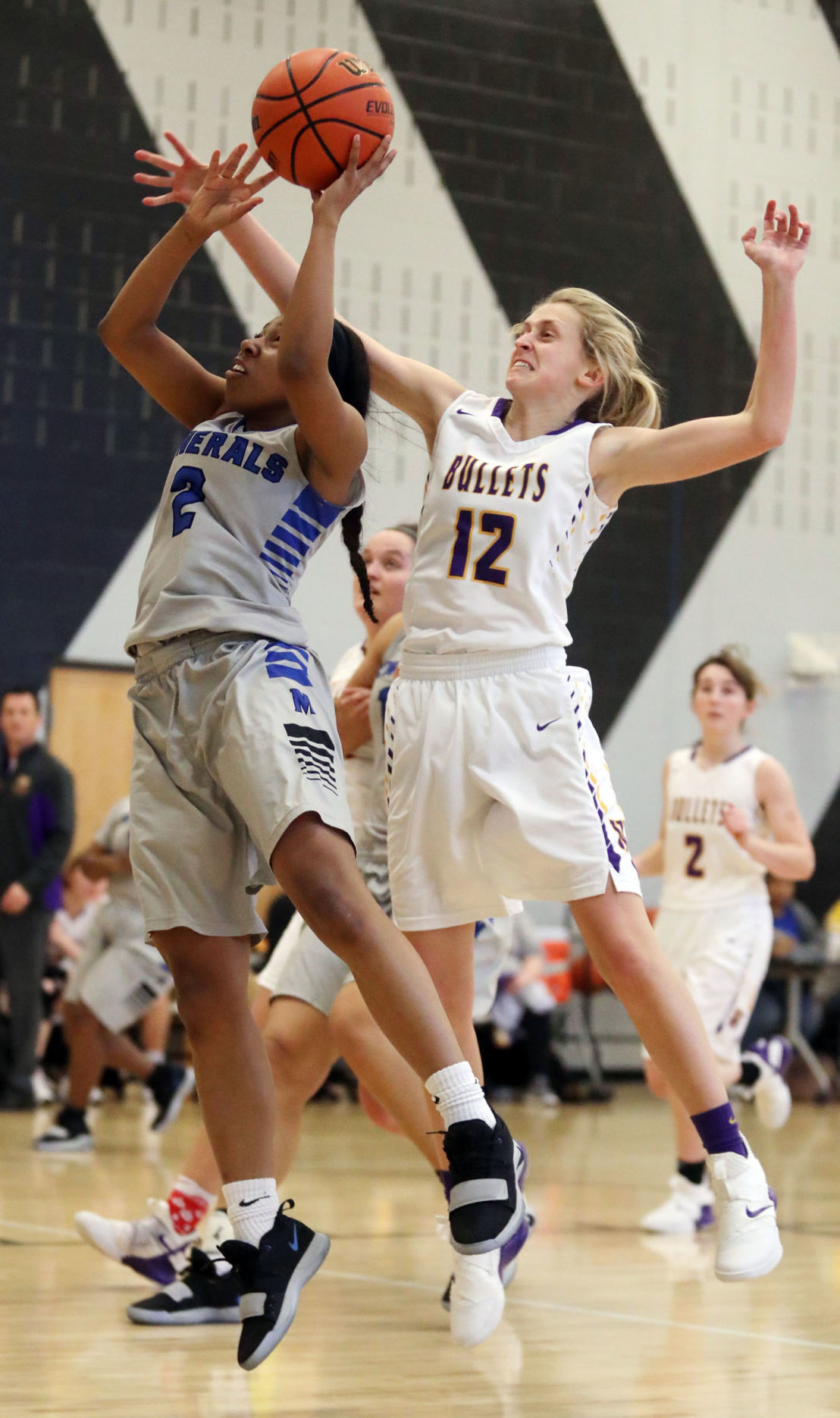 MacArthur vs Williamsville girls basketball 6 12.27.18.jpg